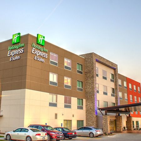 Holiday Inn Express Spencer By Ihg Exterior photo