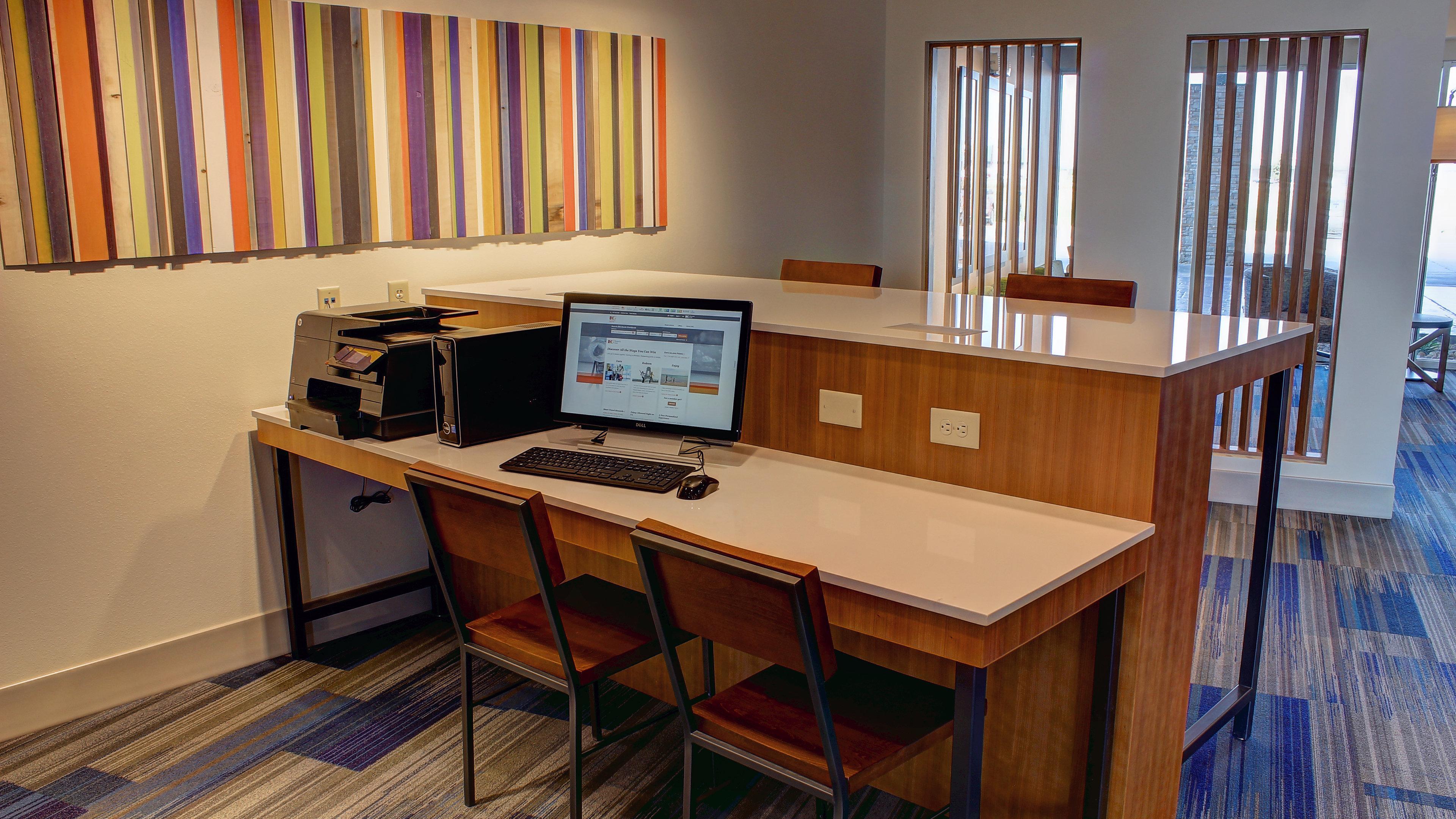 Holiday Inn Express Spencer By Ihg Exterior photo